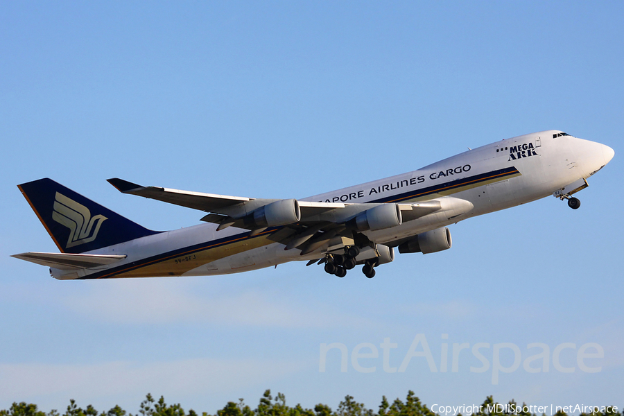 Singapore Airlines Cargo Boeing 747-412F (9V-SFJ) | Photo 24300