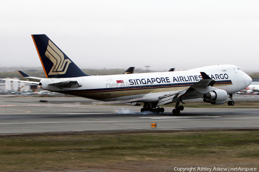 Singapore Airlines Cargo Boeing 747-412F (9V-SFM) | Photo 181494