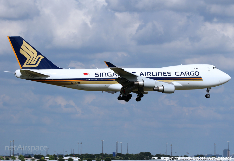 Singapore Airlines Cargo Boeing 747-412F (9V-SFM) | Photo 328120