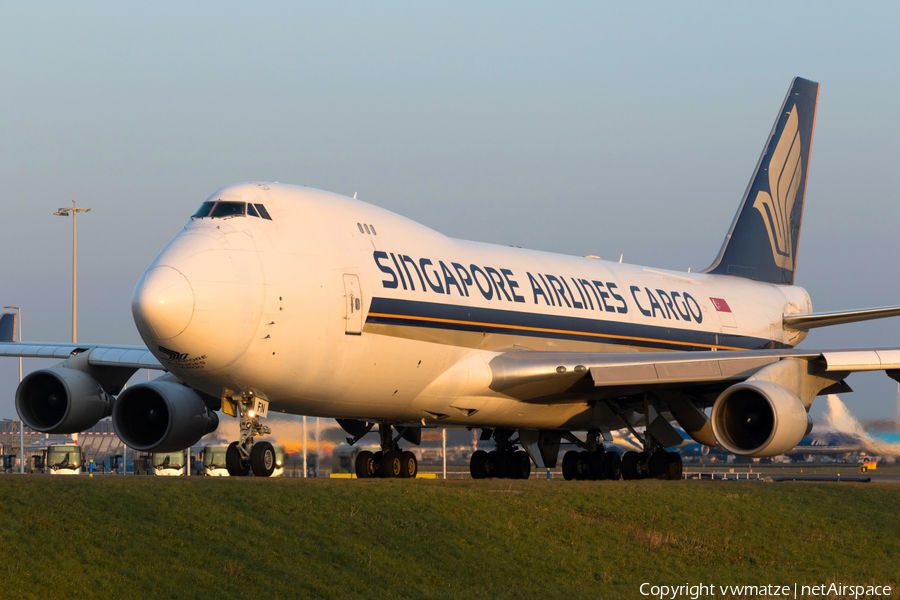 Singapore Airlines Cargo Boeing 747-412F (9V-SFN) | Photo 102254