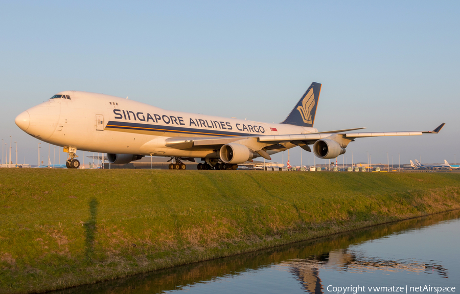 Singapore Airlines Cargo Boeing 747-412F (9V-SFN) | Photo 208280