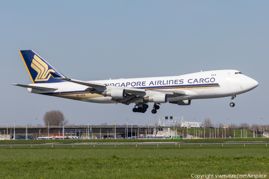 Singapore Airlines Cargo Boeing 747-412F (9V-SFO) | Photo 562555