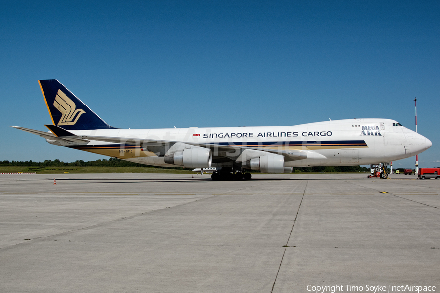 Singapore Airlines Cargo Boeing 747-412F (9V-SFO) | Photo 325048
