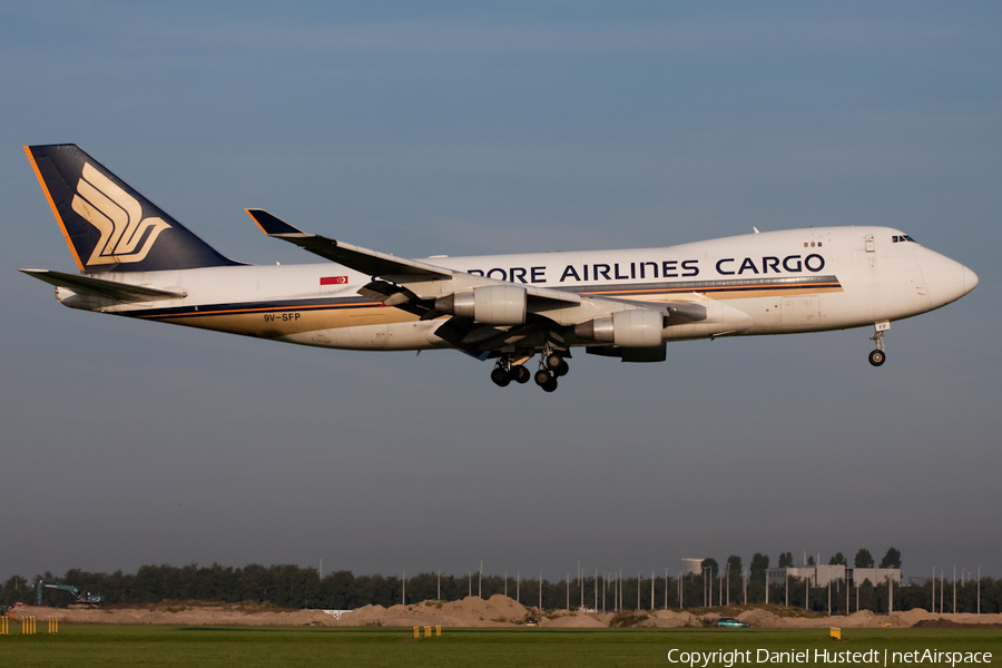 Singapore Airlines Cargo Boeing 747-412F (9V-SFP) | Photo 453770