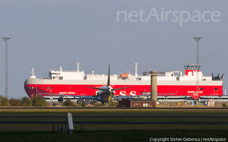 Singapore Airlines Cargo Boeing 747-412F (9V-SFP) | Photo 13780