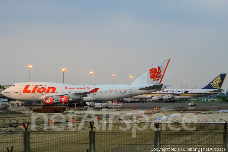 Singapore Airlines Cargo Boeing 747-412F (9V-SFQ) | Photo 371517