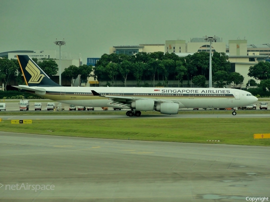 Singapore Airlines Airbus A340-541 (9V-SGD) | Photo 33613