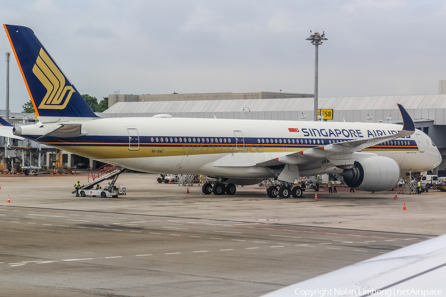 Singapore Airlines Airbus A350-941 (9V-SHC) | Photo 594217