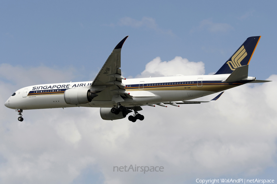 Singapore Airlines Airbus A350-941 (9V-SHF) | Photo 615777