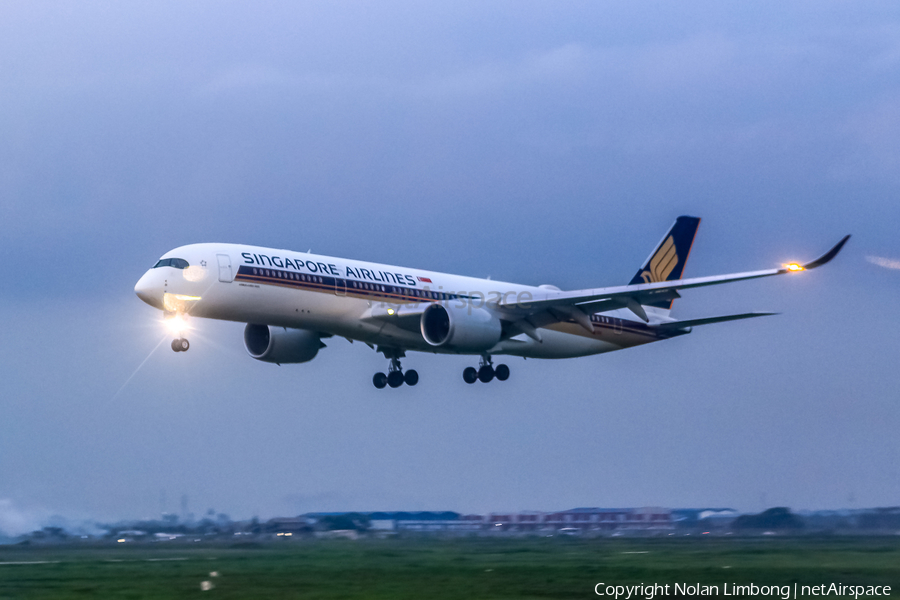 Singapore Airlines Airbus A350-941 (9V-SHI) | Photo 499666