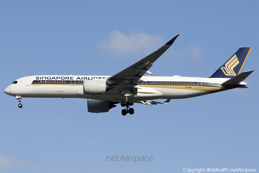 Singapore Airlines Airbus A350-941 (9V-SHN) | Photo 612835