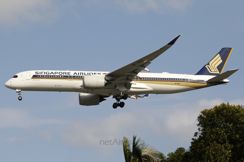 Singapore Airlines Airbus A350-941 (9V-SHU) at  Singapore - Changi, Singapore