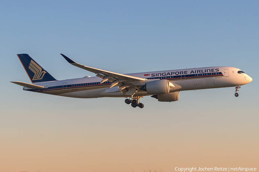 Singapore Airlines Airbus A350-941 (9V-SJA) | Photo 387383