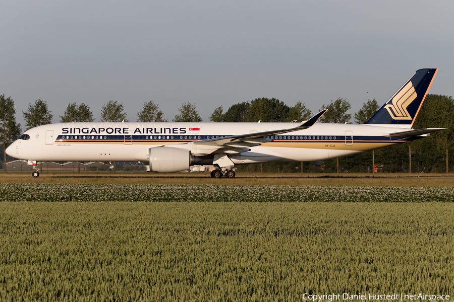 Singapore Airlines Airbus A350-941 (9V-SJA) | Photo 411388