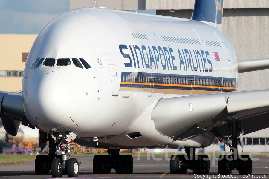 Singapore Airlines Airbus A380-841 (9V-SKA) | Photo 9027
