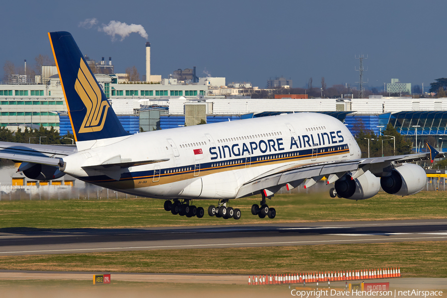 Singapore Airlines Airbus A380-841 (9V-SKB) | Photo 22714