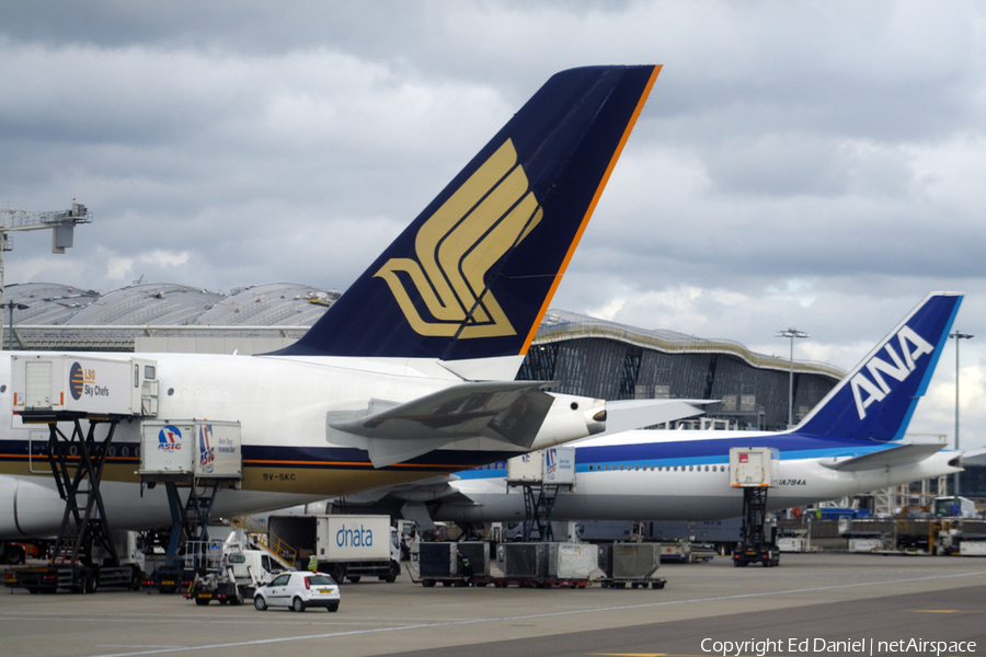 Singapore Airlines Airbus A380-841 (9V-SKC) | Photo 14306