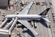 Singapore Airlines Airbus A380-841 (9V-SKD) at  Los Angeles - International, United States