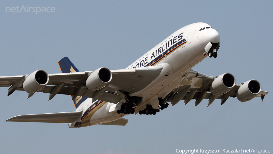 Singapore Airlines Airbus A380-841 (9V-SKD) | Photo 44472