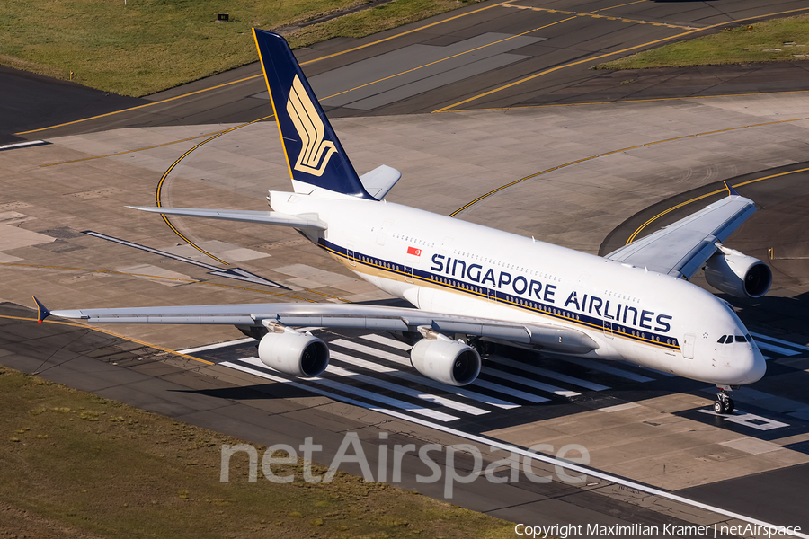 Singapore Airlines Airbus A380-841 (9V-SKF) | Photo 390239