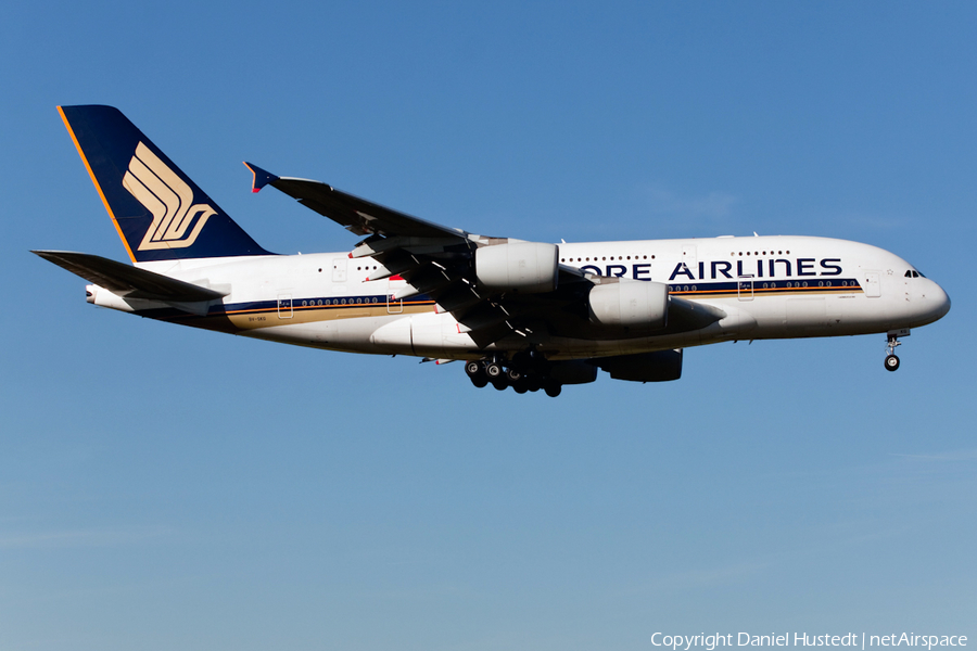 Singapore Airlines Airbus A380-841 (9V-SKG) | Photo 483181