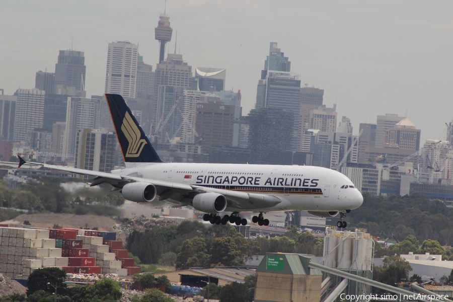 Singapore Airlines Airbus A380-841 (9V-SKG) | Photo 203053