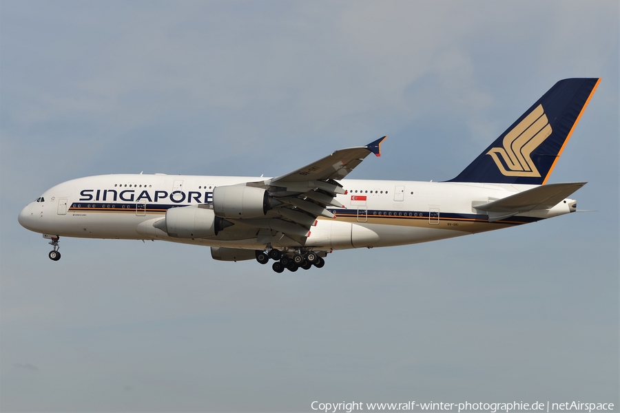 Singapore Airlines Airbus A380-841 (9V-SKI) | Photo 364343
