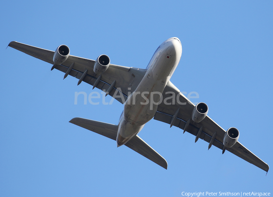 Singapore Airlines Airbus A380-841 (9V-SKI) | Photo 219750