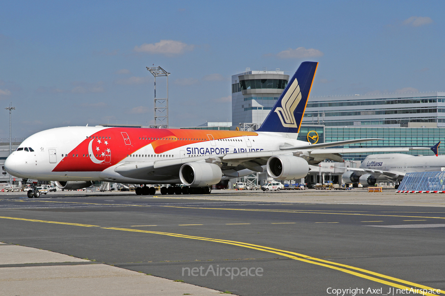 Singapore Airlines Airbus A380-841 (9V-SKJ) | Photo 119570