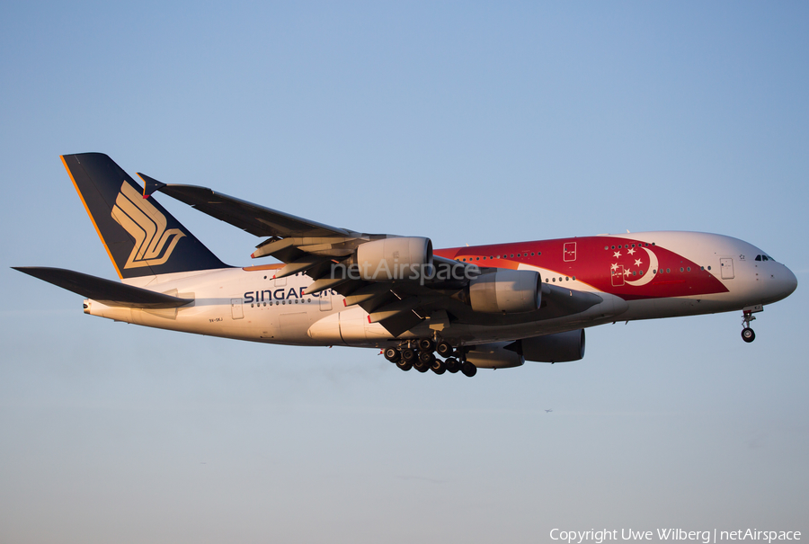 Singapore Airlines Airbus A380-841 (9V-SKJ) | Photo 108621