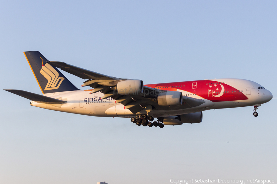 Singapore Airlines Airbus A380-841 (9V-SKJ) | Photo 164956