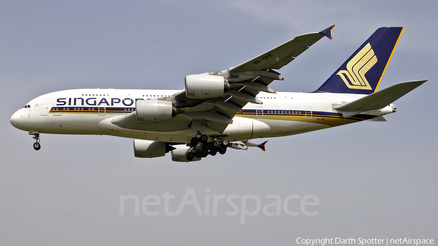 Singapore Airlines Airbus A380-841 (9V-SKK) | Photo 256894