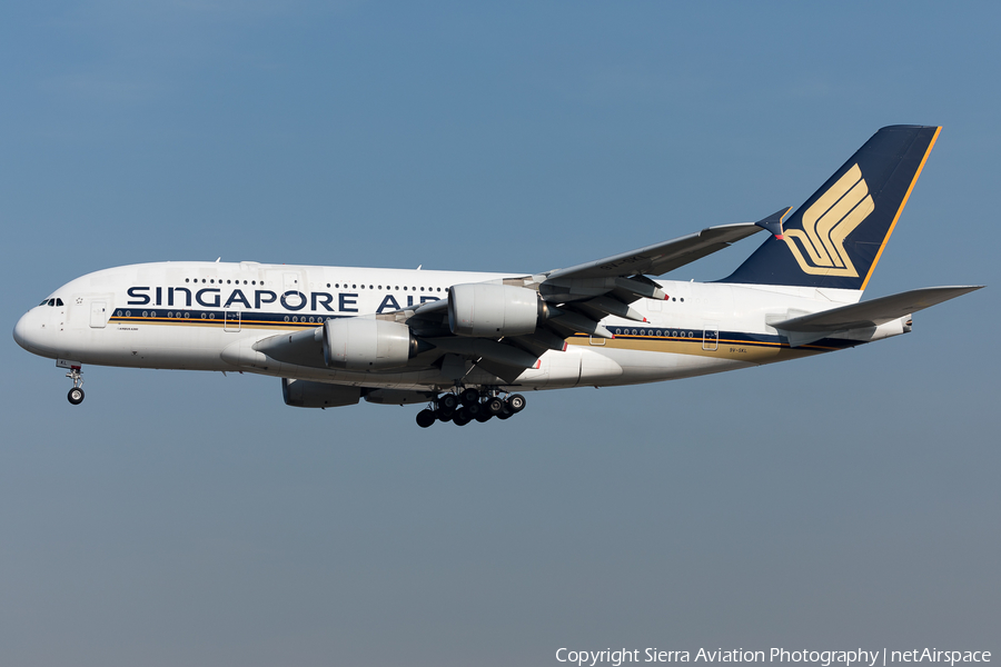 Singapore Airlines Airbus A380-841 (9V-SKL) | Photo 330507