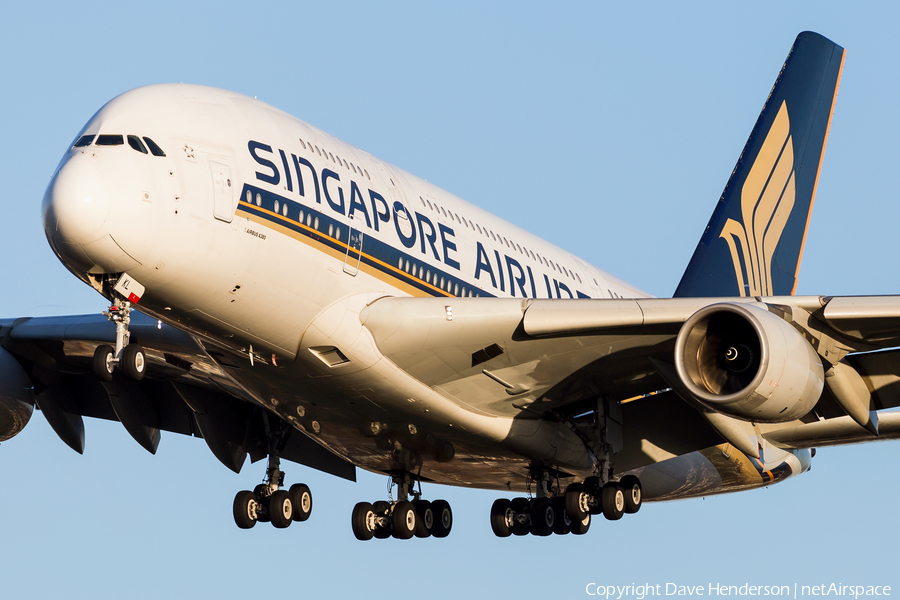 Singapore Airlines Airbus A380-841 (9V-SKL) | Photo 368627