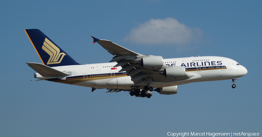 Singapore Airlines Airbus A380-841 (9V-SKM) | Photo 104430
