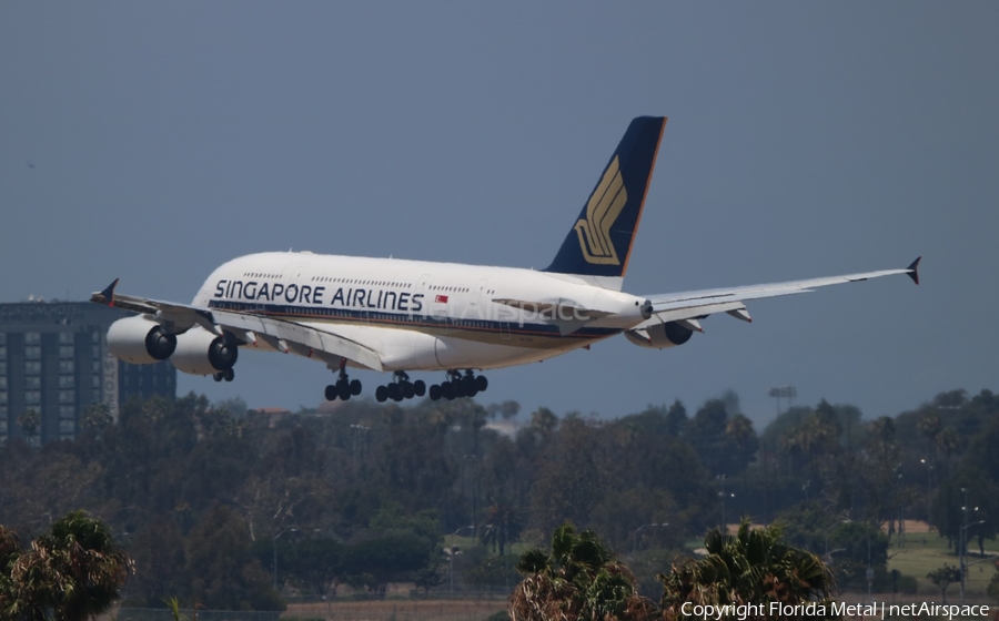 Singapore Airlines Airbus A380-841 (9V-SKN) | Photo 369872