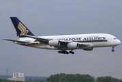 Singapore Airlines Airbus A380-841 (9V-SKN) at  London - Heathrow, United Kingdom