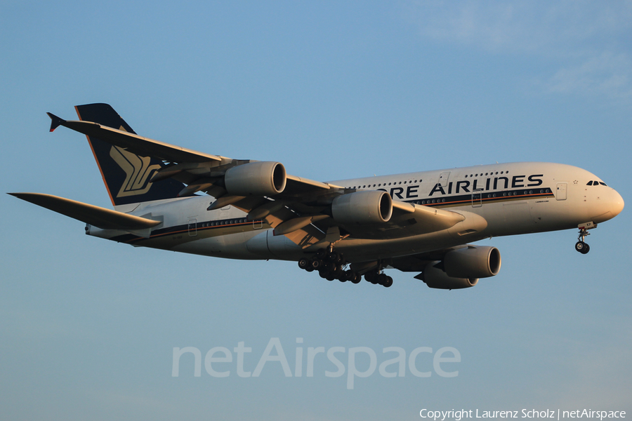 Singapore Airlines Airbus A380-841 (9V-SKP) | Photo 62719
