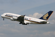 Singapore Airlines Airbus A380-841 (9V-SKP) at  London - Heathrow, United Kingdom