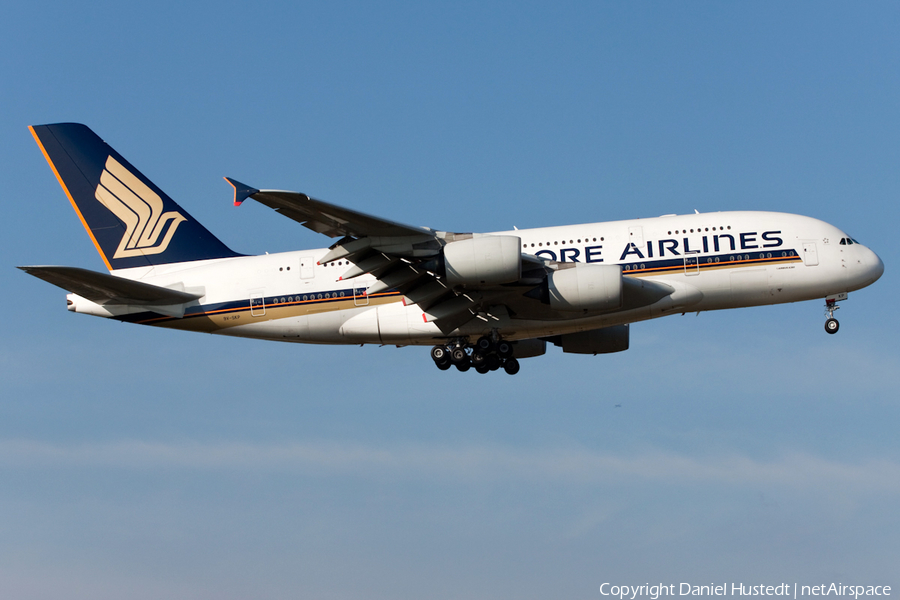 Singapore Airlines Airbus A380-841 (9V-SKP) | Photo 495971