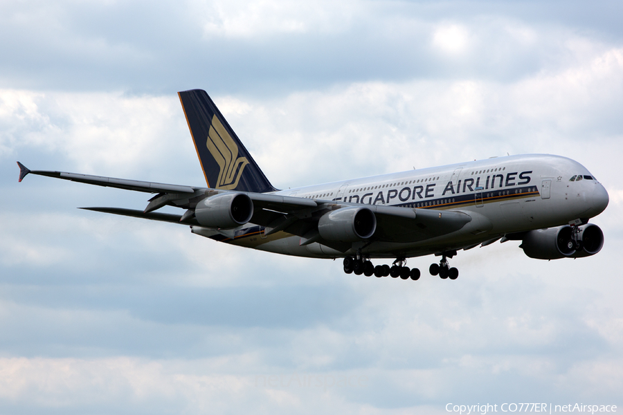 Singapore Airlines Airbus A380-841 (9V-SKP) | Photo 58576