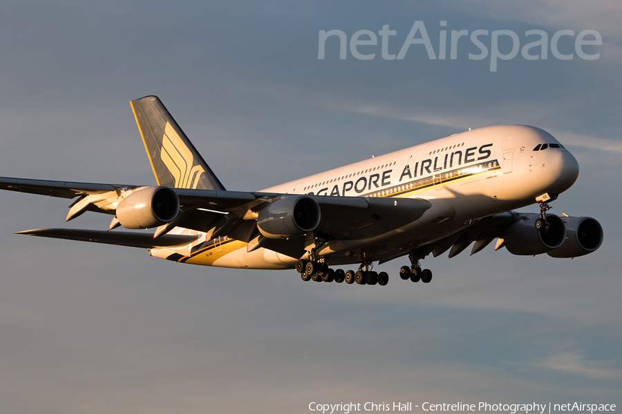 Singapore Airlines Airbus A380-841 (9V-SKR) | Photo 133668