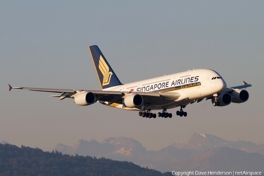 Singapore Airlines Airbus A380-841 (9V-SKR) | Photo 11168