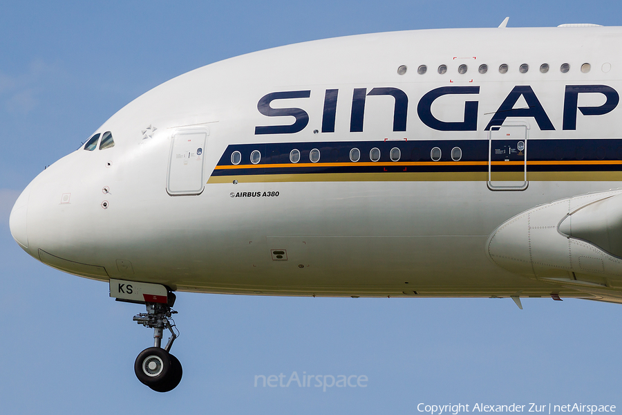 Singapore Airlines Airbus A380-841 (9V-SKS) | Photo 109636