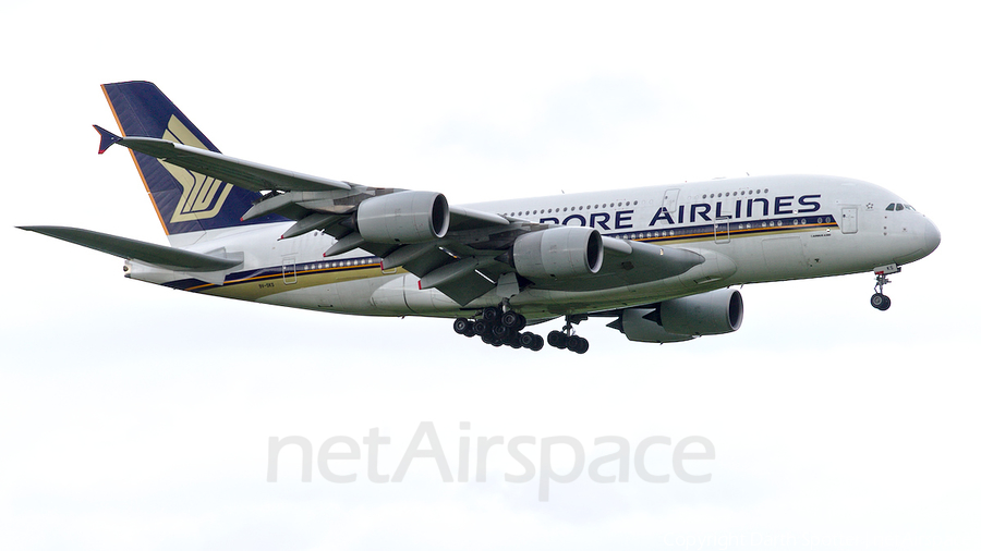 Singapore Airlines Airbus A380-841 (9V-SKS) | Photo 263650