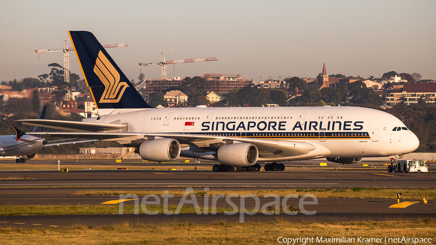 Singapore Airlines Airbus A380-841 (9V-SKS) | Photo 389897