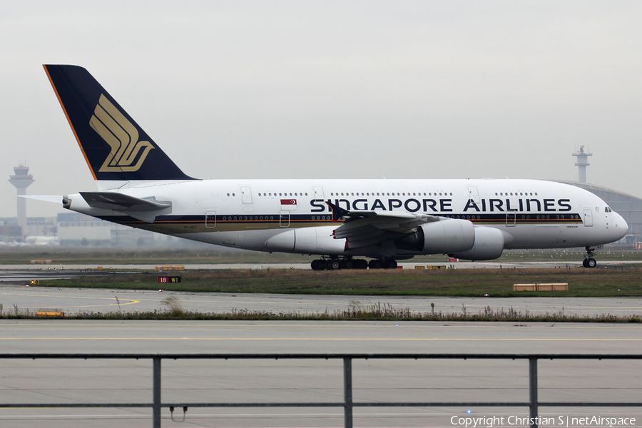 Singapore Airlines Airbus A380-841 (9V-SKT) | Photo 130207