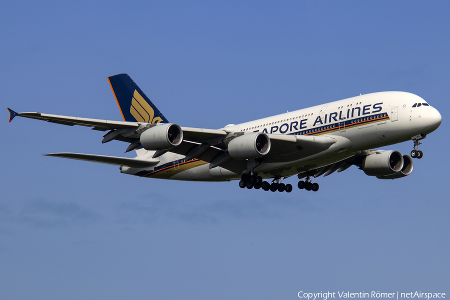 Singapore Airlines Airbus A380-841 (9V-SKV) | Photo 509847