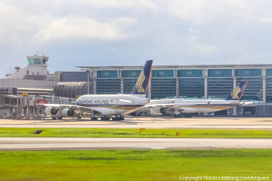 Singapore Airlines Airbus A380-841 (9V-SKY) | Photo 594225