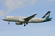 SilkAir Airbus A320-233 (9V-SLM) at  Shenzhen - Baoan/Huang Tian, China